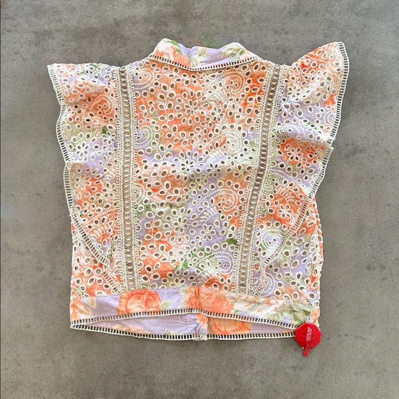 ALICE + OLIVIA | Embroidered Eyelet Top - Picture 13 of 14